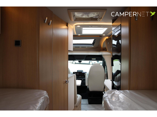 Hymer BMC-T 580 Blackline 170hp Automatic | Single Beds | Lithium | Maxxfan | SLC Chassis | Seat Heating | Awning | Leather upholstery photo: 18