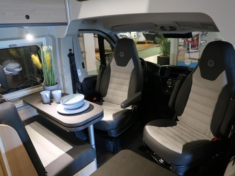 Sunlight Cliff 602 Adventure Edition 599CM EN ENKELE BEDDEN  foto: 6