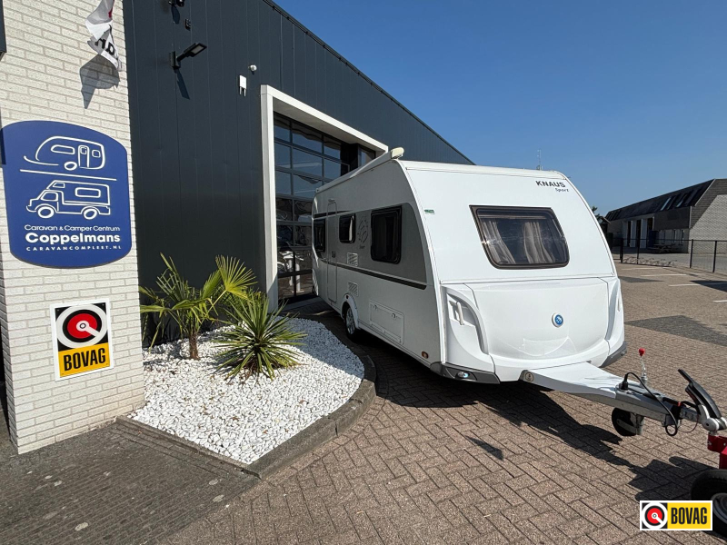 Knaus Sport 460 UE mover, toldo, avance foto: 0