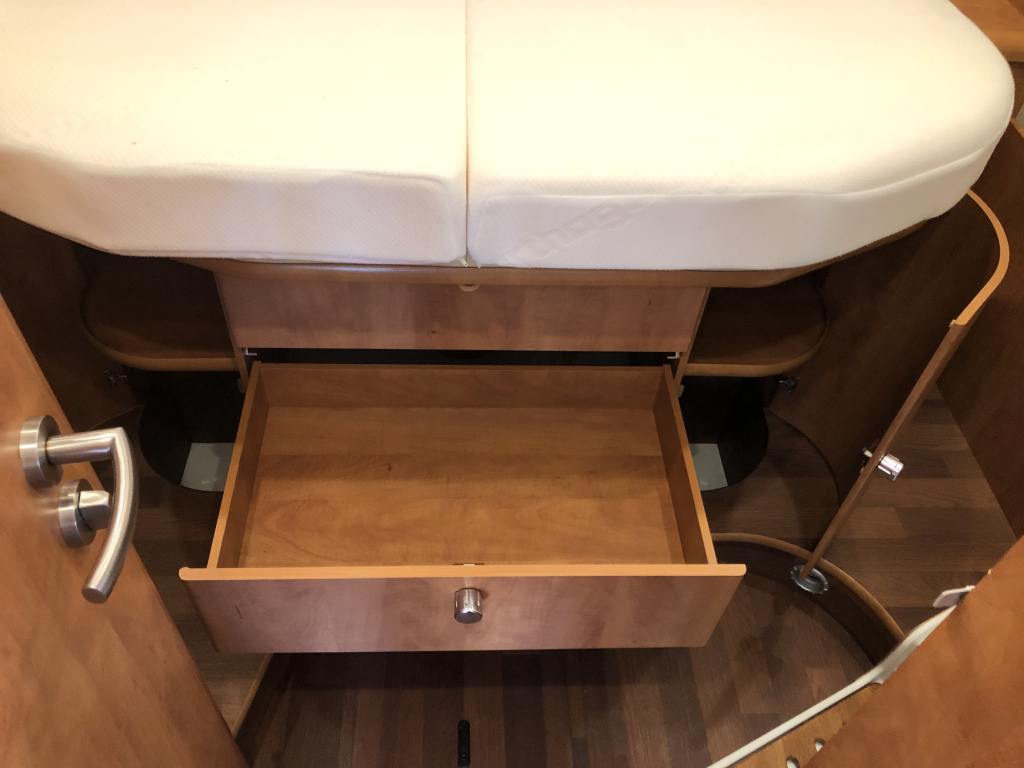 Carthago Chic C-Line i50 QUEENSBED HEFBED foto: 45
