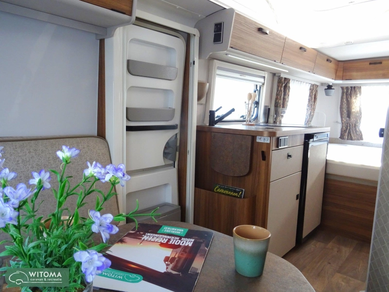 Eriba Touring 530 SALE Mover, luifel,  foto: 2