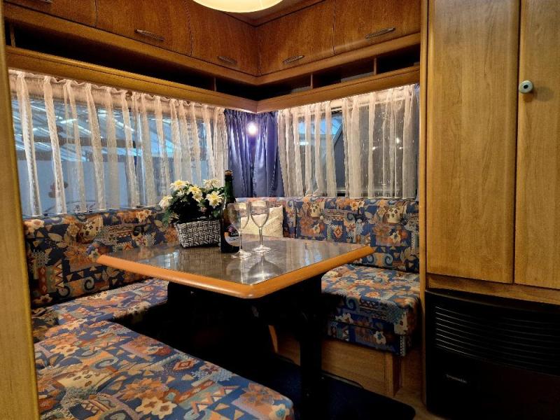 Hobby Excellent 450 UB 