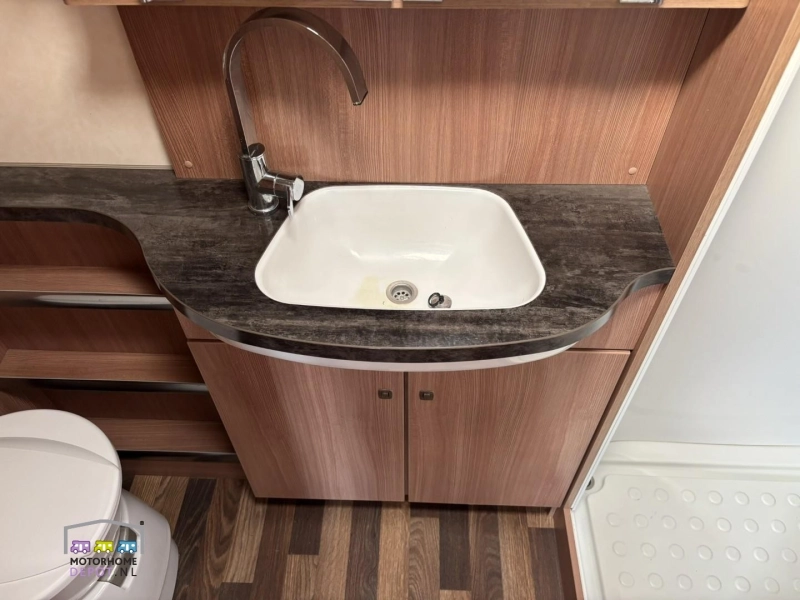 Knaus Sky TI 700 MEB  foto: 11