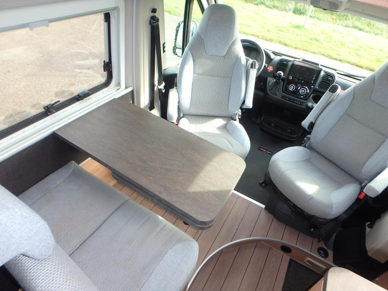 Weinsberg CaraBus 630 ME  foto: 9