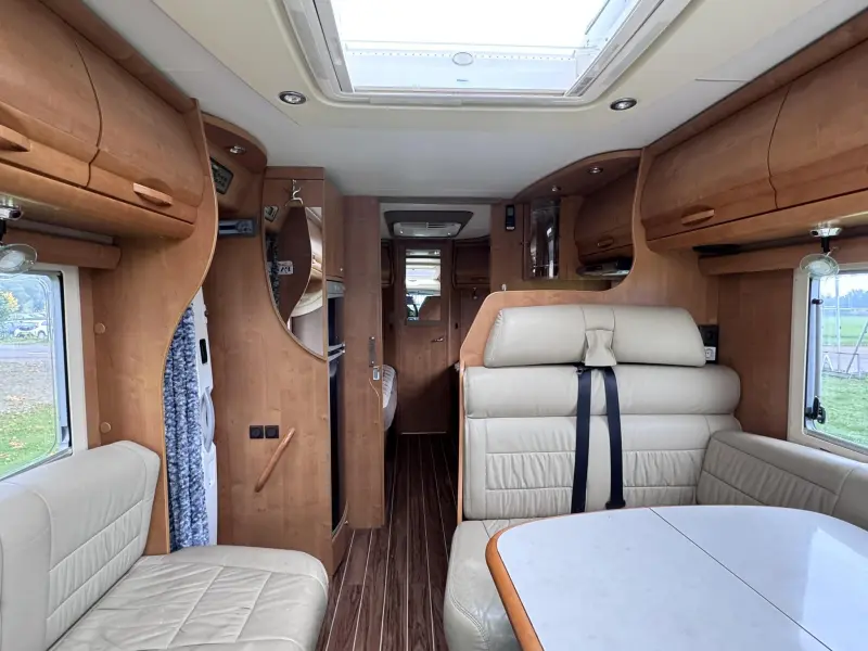 Rapido 7065+ F veel extra's accessoires  foto: 19