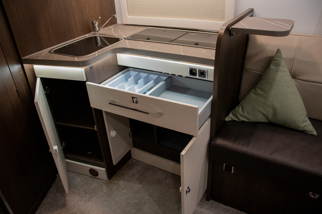 Benimar Tessoro 487 photo: 18