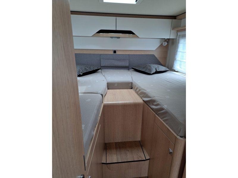 Hymer B-MCI 680  foto: 9