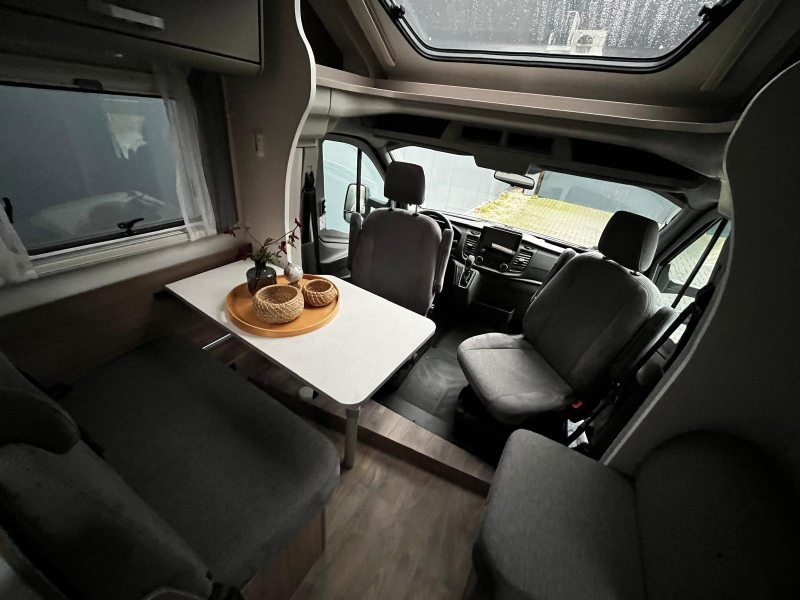 Carado T 447 - on Ford Automatic photo: 17