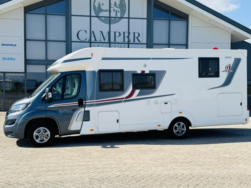 Rapido 696 F Premium Edition &iexcl;SOLO 8.000 KM! foto: 8