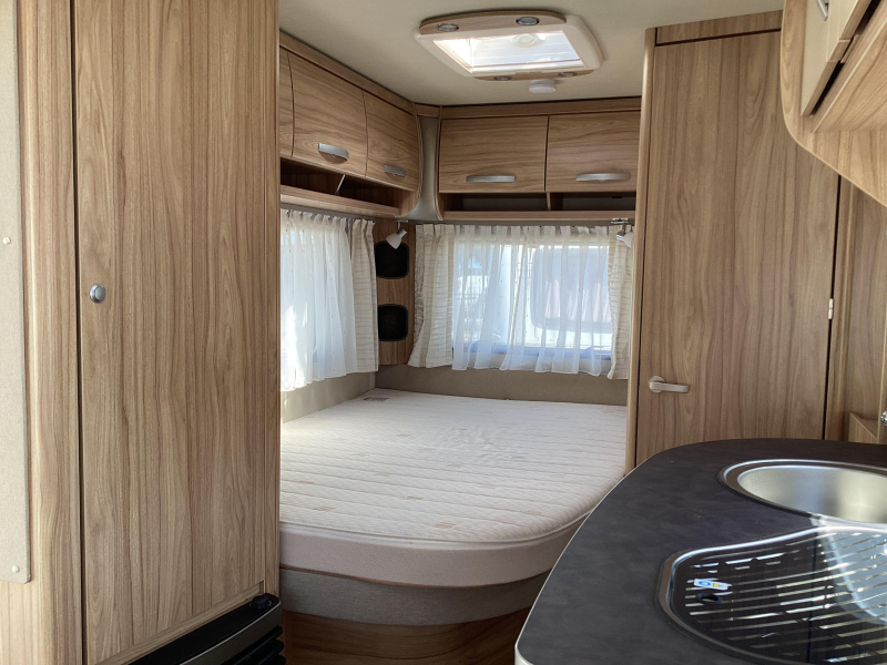 Eriba Nova Light Delight 465 Mover/ omnistor  foto: 15