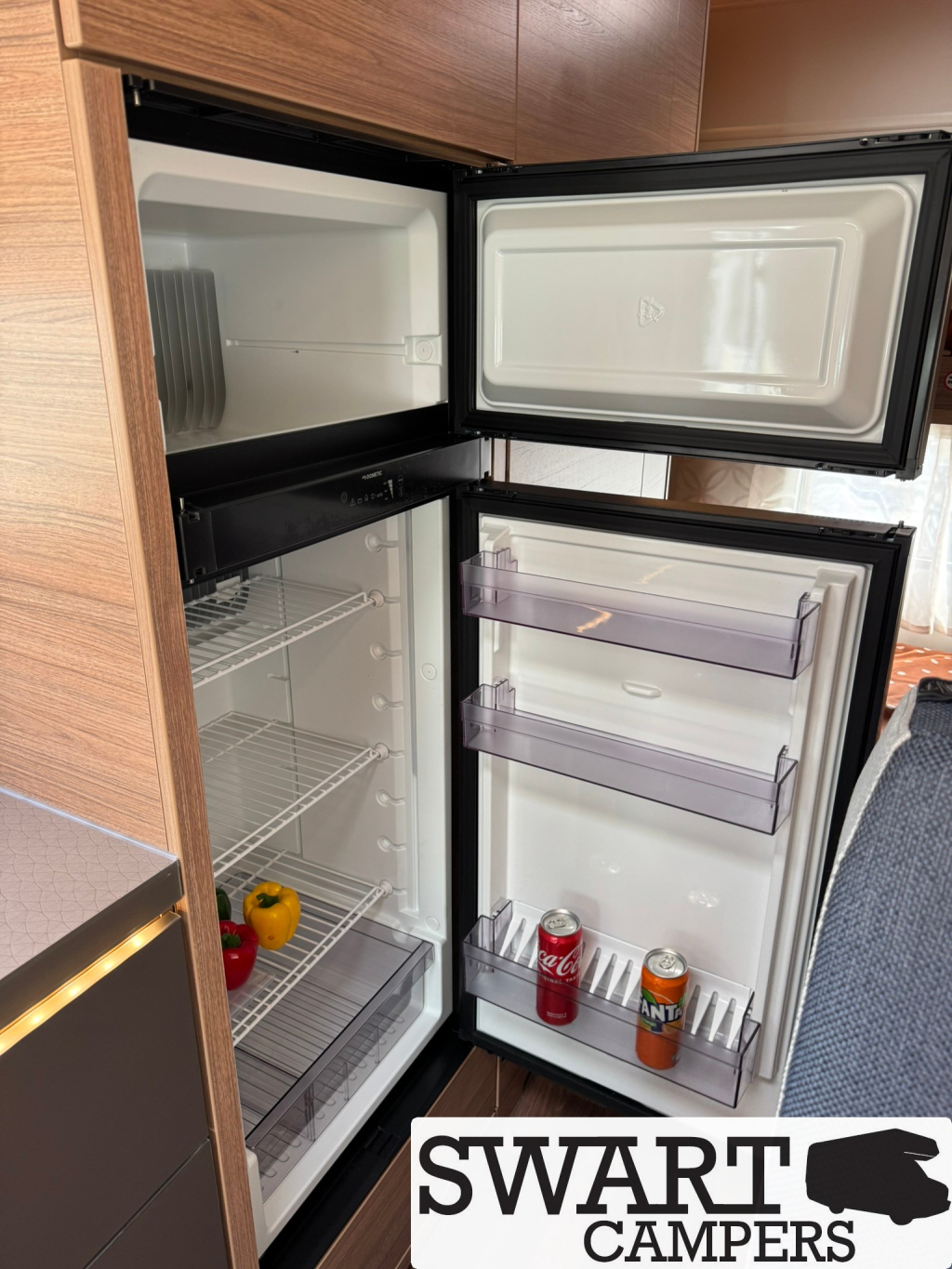 Weinsberg CaraHome 600 DKG, Automaat 6 personen Stapelbed Alkoof  foto: 13