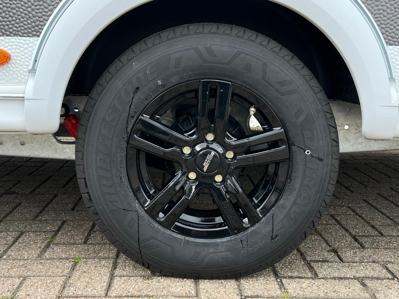 Dethleffs C'Go 415 QL luifel, mover, sportvelg  foto: 4