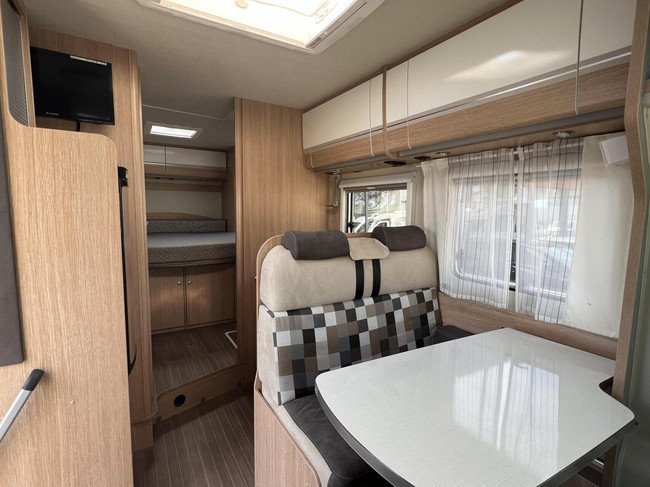 Sunlight T69 S Queensbed Awning Dish Solar Panel Lithium Bearlock photo: 9