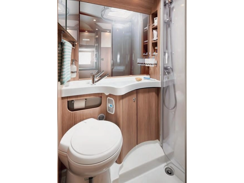 Malibu T 430 KB LE Lengte-/Hefbed Automaat  foto: 6