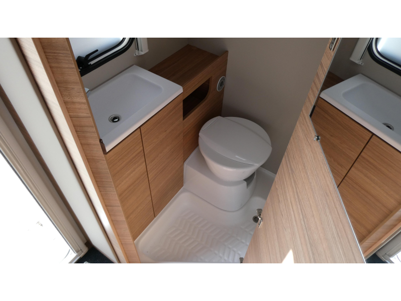 Weinsberg CaraOne 390 QD  foto: 11