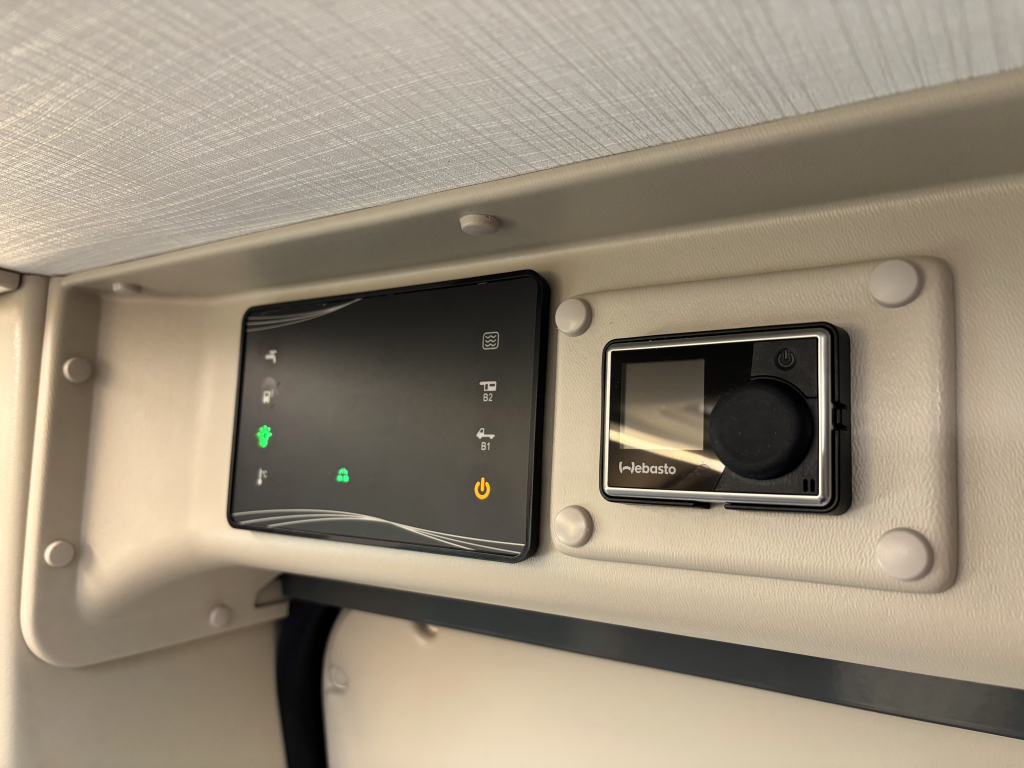 Chausson V594 Roadline QUERBETT FIAT8 LUFTFEDERUNG 5.99M Foto: 19