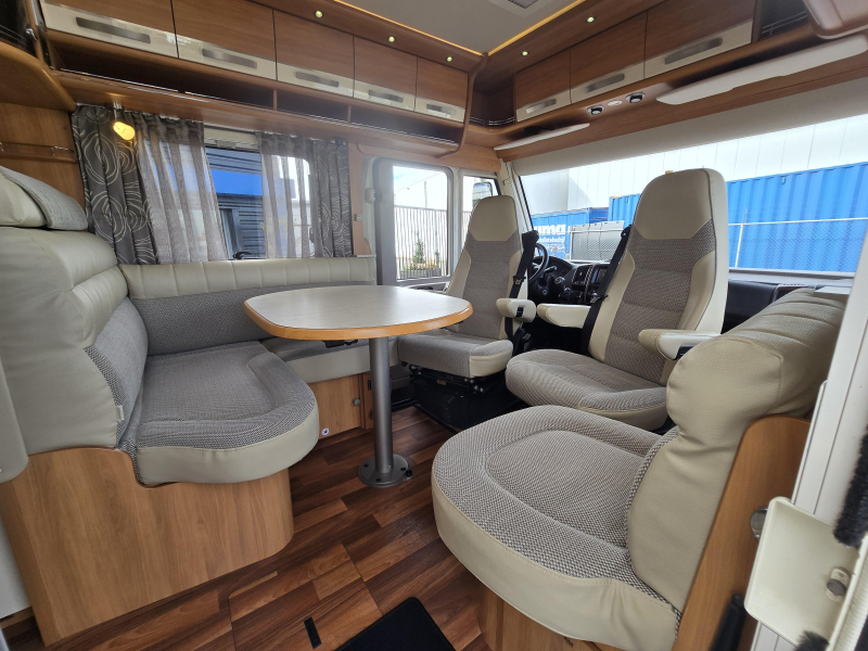 Hymer B 588 in top staat 2014  foto: 14