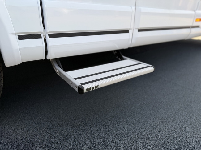 Knaus VAN TI 550 MF VANSATION photo: 2