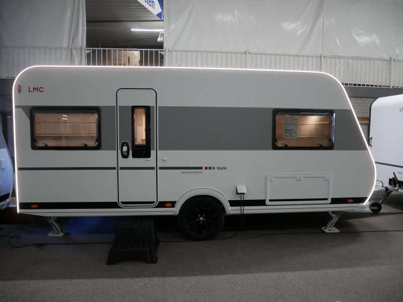LMC Style 440 D now with FREE mover photo: 1