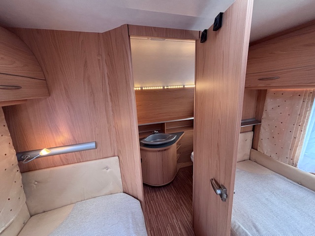 BUERSTNER BELCANTO 590 TL foto: 18