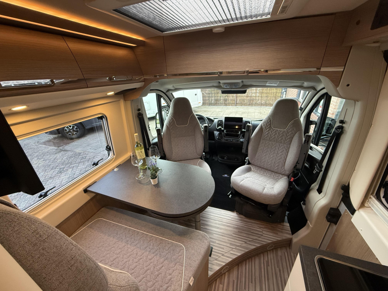 Malibu Van 640 LE New model! Automatic! photo: 13
