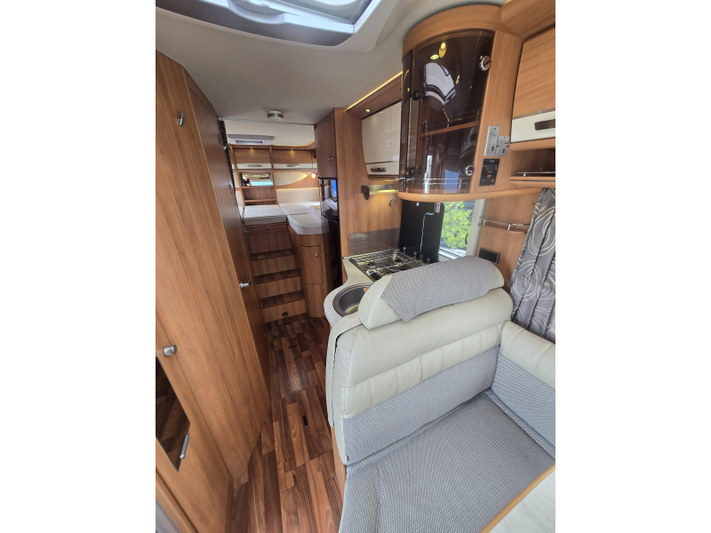 Hymer B 588 in top staat 2014  foto: 15