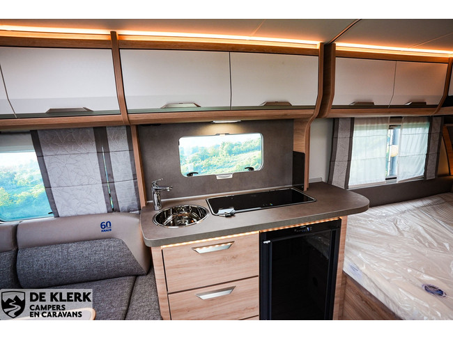 Knaus SUDWIND 450 FU 60 YEARS Christmas Special foto: 9