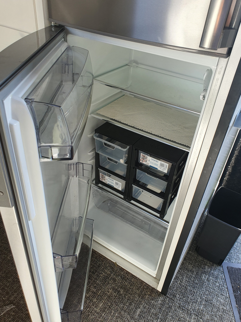 Iveco  2.3 TD Expeditie Camper off-grid met zonnepanelen. foto: 13