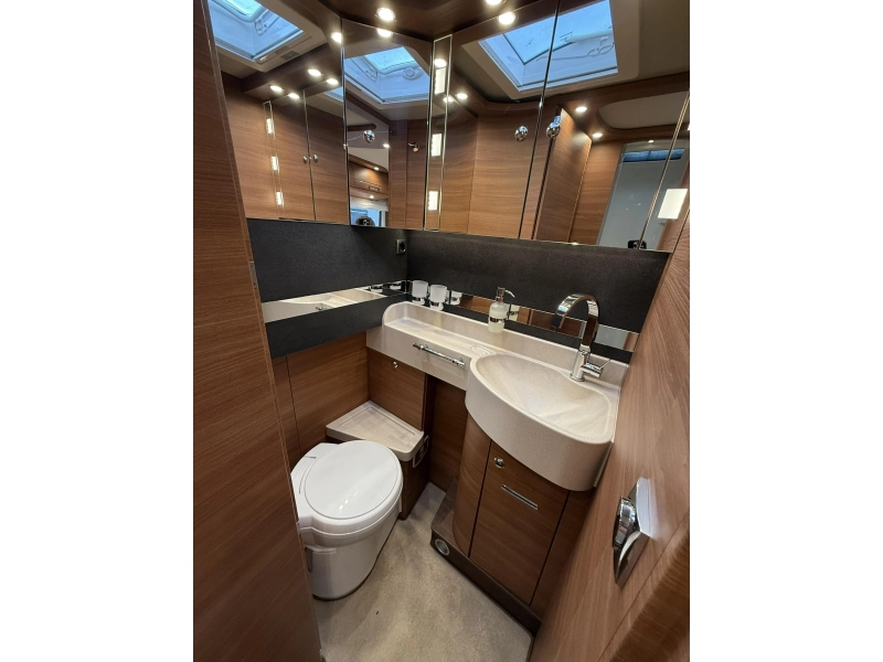 Carthago Chic C-Line T 4.9 LE -VOLL MIT ZUBEH&Ouml;R Foto: 22