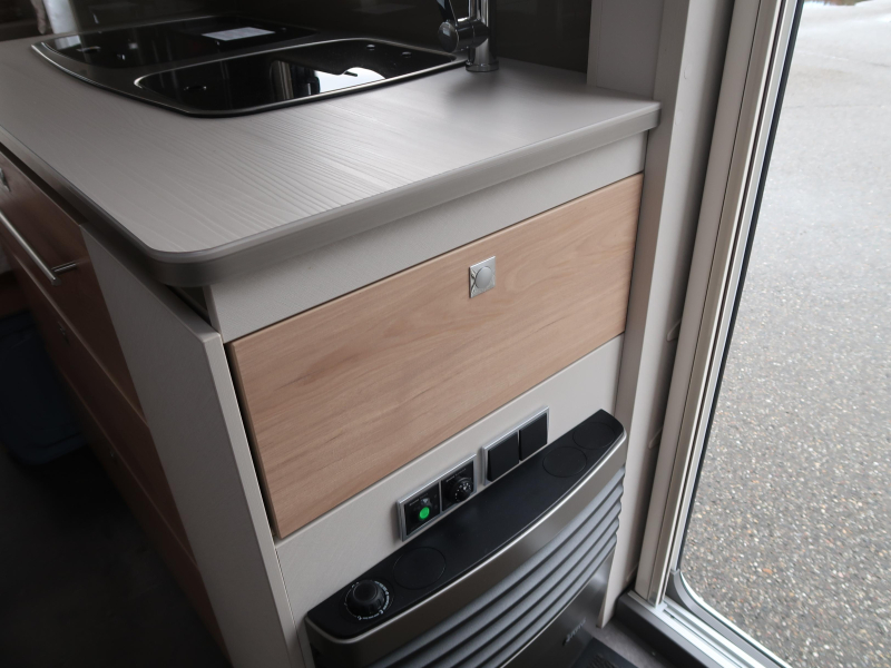 Dethleffs Nomad Avantgarde 460 LE ZGAN EN COMPLEET !!  foto: 11