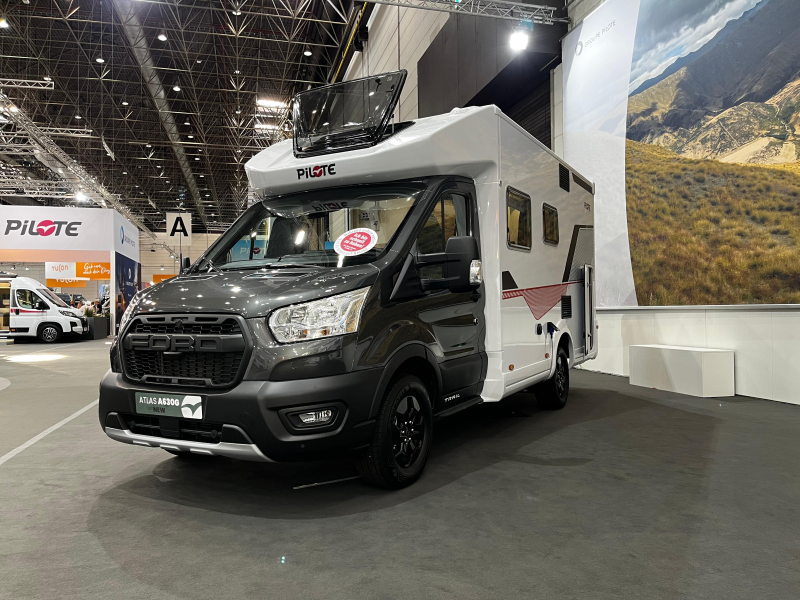 Pilote Atlas A630G Wohnmobil, 2,20M Foto: 1
