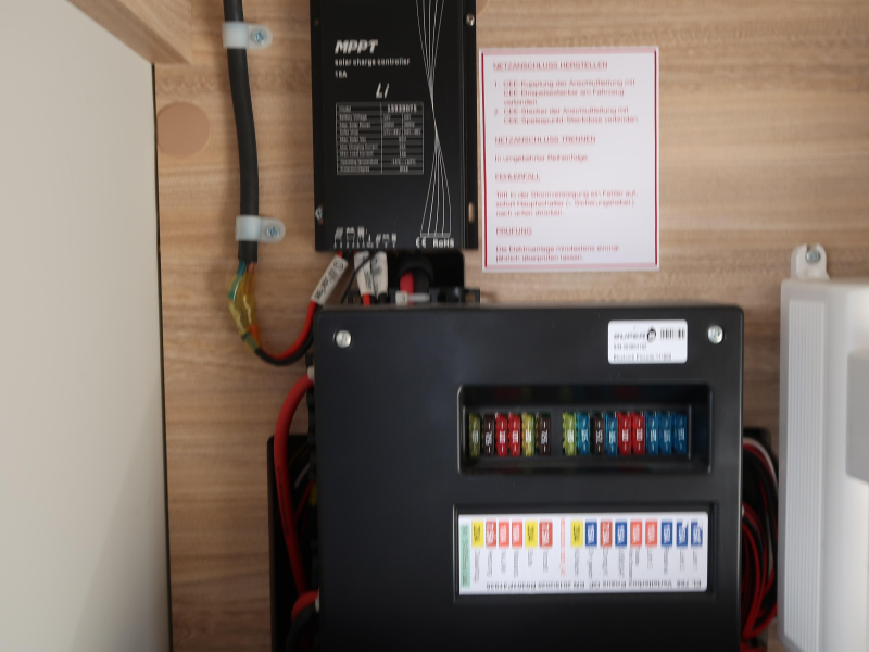 Knaus Van TI 650 MEG LEVELSYST / KLIMAANLAGE/ 177 PS Foto: 12