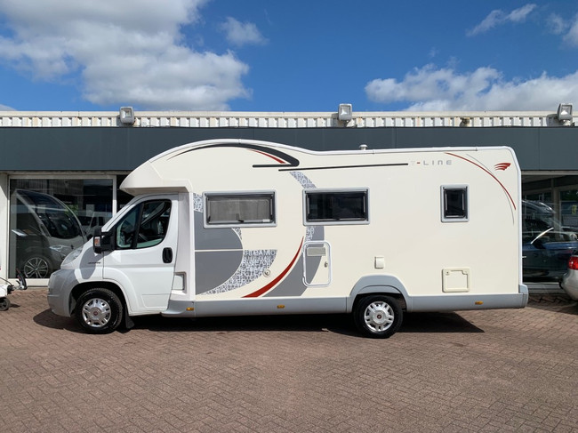 ROLLER Team T-line 255 Drop-down bed Air conditioning Cruise Air suspension 6 berths photo: 7