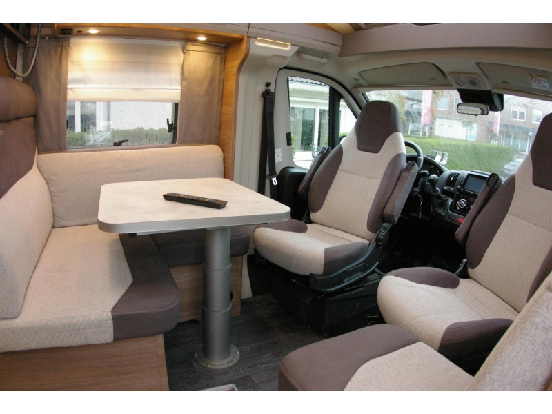 Knaus Van TI 650 MEG Enkele bedden, XXL Garage  foto: 7