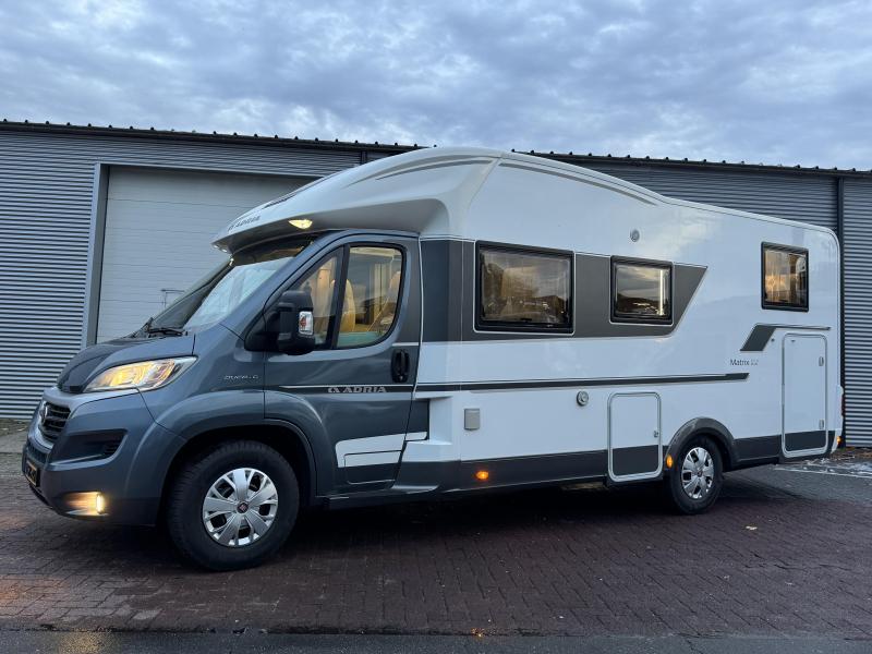 Adria Matrix Plus 670 SL Lengte bedden- Automaat  foto: 2