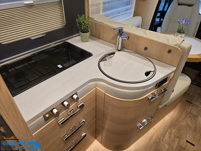 Hymer BMC-T 680 *170pk Automaat* Volledige luchtvering* VOL! foto: 18