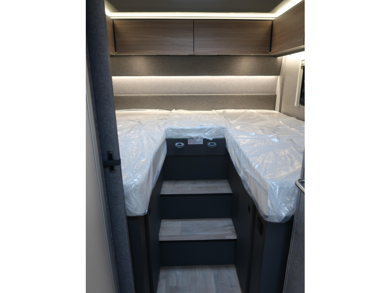 Dethleffs Trend 7057 EBL FACE TO FACE AUTOMATIK Foto: 17