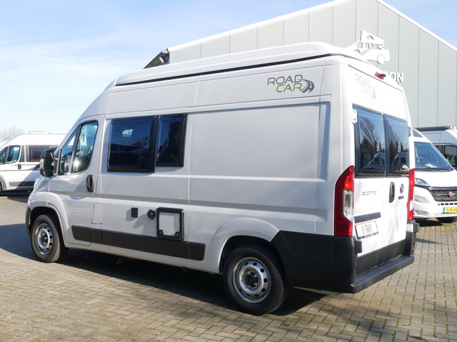 RoadCar (Pössl Groep) R540, 9-Traps Automaat, 540 Buscamper, Slaaphefdak foto: 22