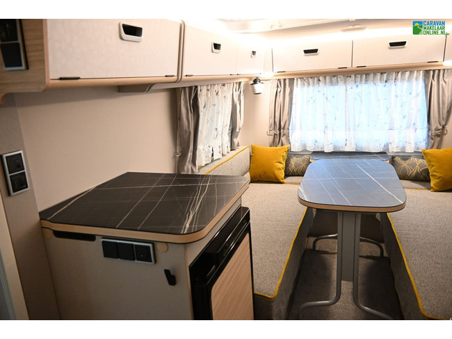 Eriba Touring Triton 420 photo: 6