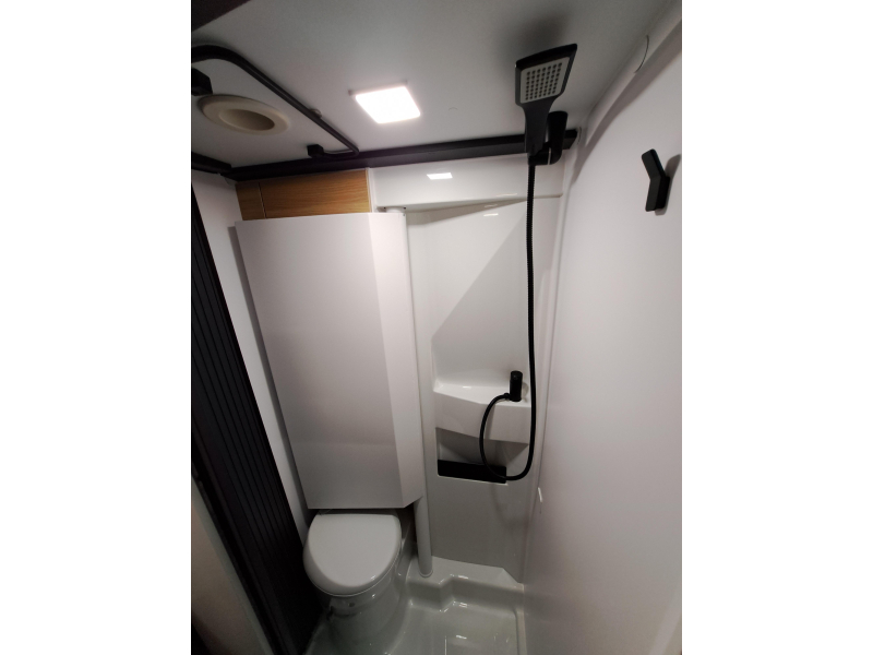 Adria Twin 600 SPB Foto: 12