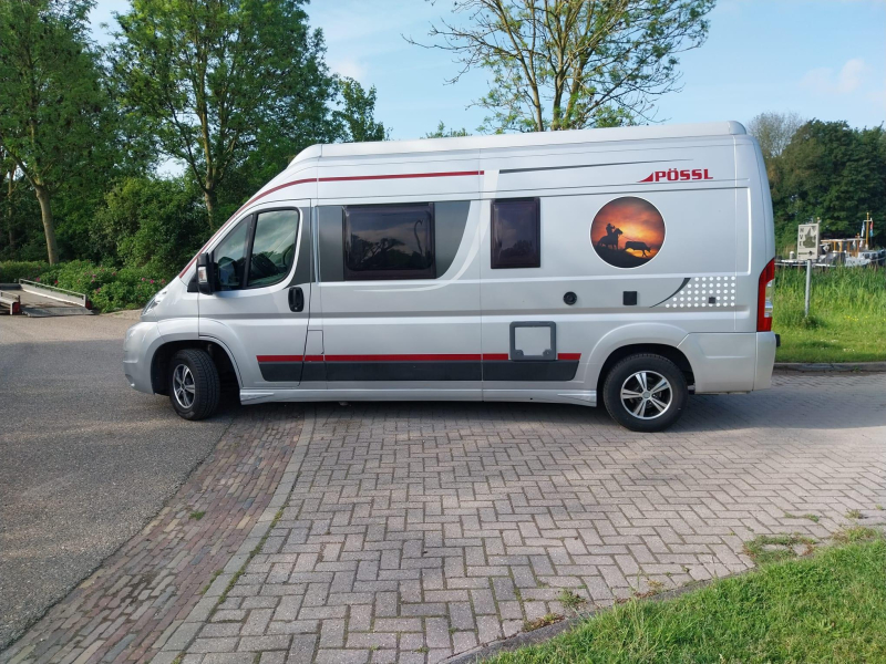 Pössl 2 Win 599 BUS 3.0 liter 180pk automaat  foto: 10