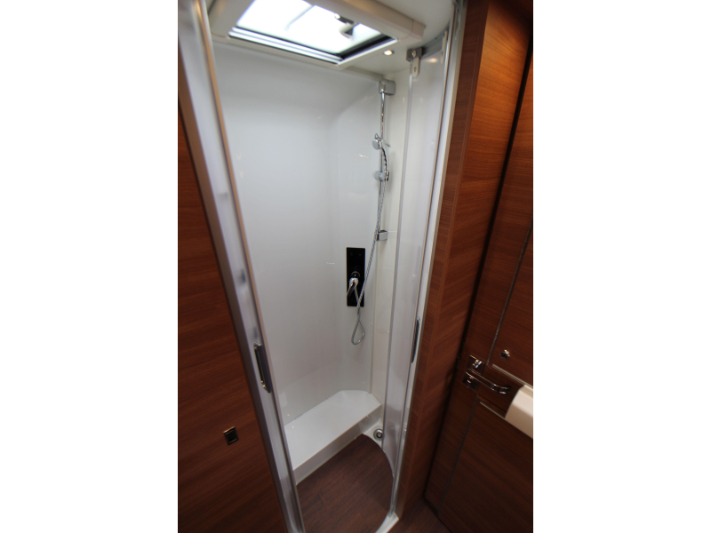 Carthago Chic C-Line I 4.9 LE-L Enkele bedden + Hefbed  foto: 34