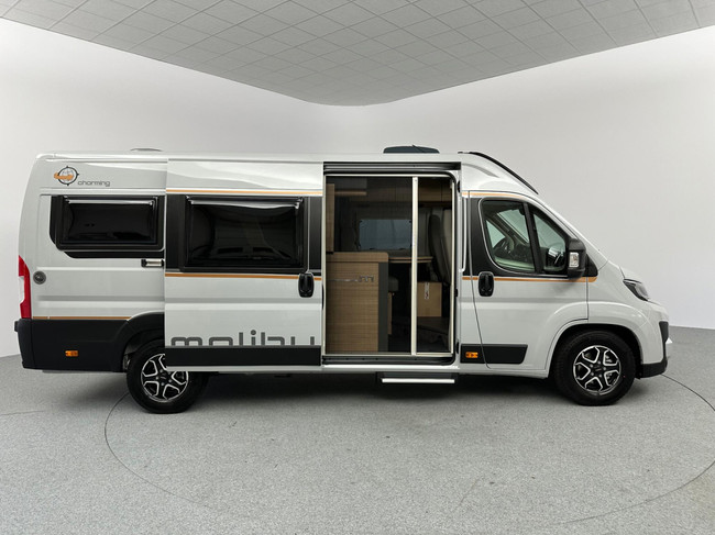 Malibu Van Diversity 640 LE K Charming GT Skyview foto: 14