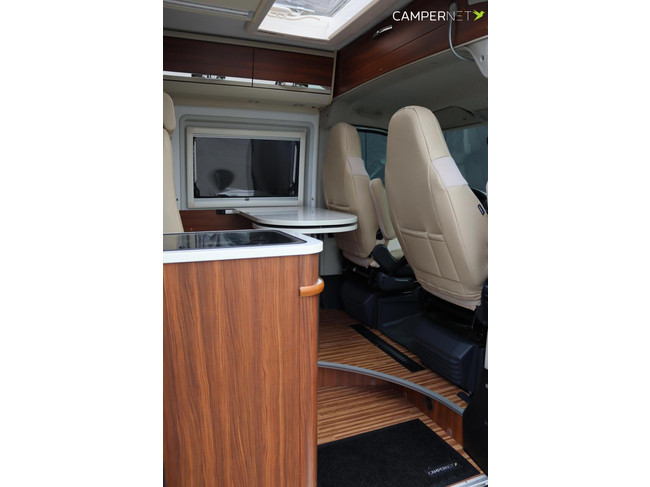 Adria TWIN 600 SPT Multijet 150pk | Omvormer | Luifel | Trekhaak | Bearlock | Fietsendrager | Dwarsbed | LED TV | Parkeersensoren acht foto: 5