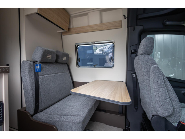 B&uuml;rstner Habiton HM 6.0 Mercedes-Benz Automatik Foto: 20
