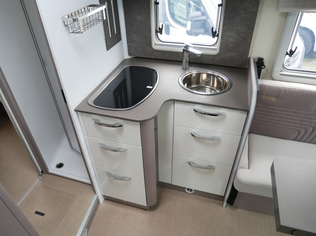Bürstner Lyseo Privilege TD 732 Queensbed / Face to Face foto: 10