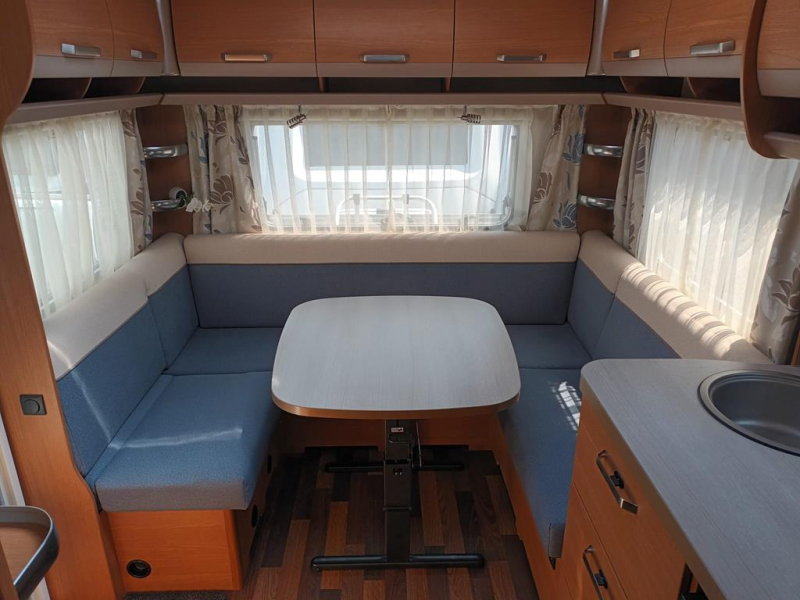 Knaus Sport 450 FU  foto: 2