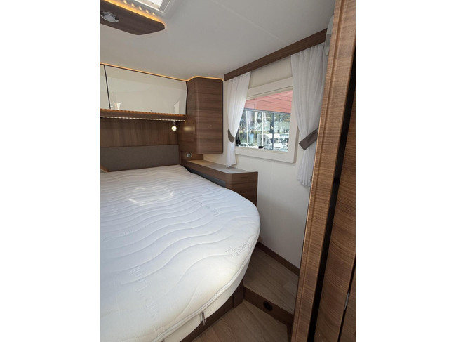 RAPIDO M96 Queensbed EP Level 2X Airco Omvormer Zonnepaneel foto: 21