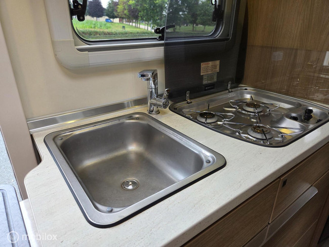 Bürstner Viseo i720 G 30 Edition ☆Euro6, Queensbed, Hefbed☆ foto: 16