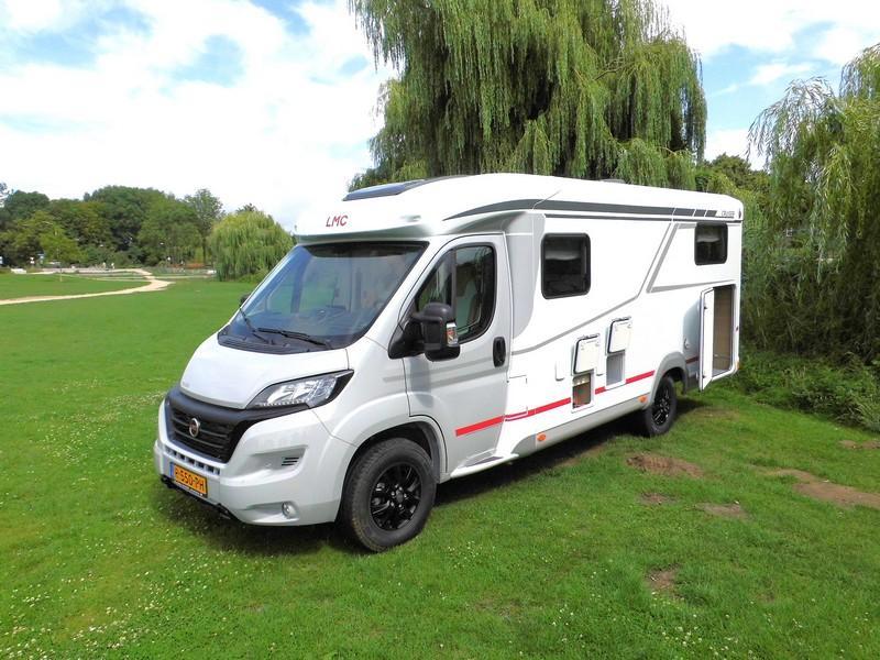 LMC Cruiser V 646 G DEMO MET LEVELSYSTEEM !  foto: 1